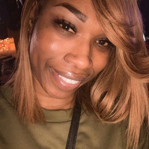 Meet your Posher, Jelisa